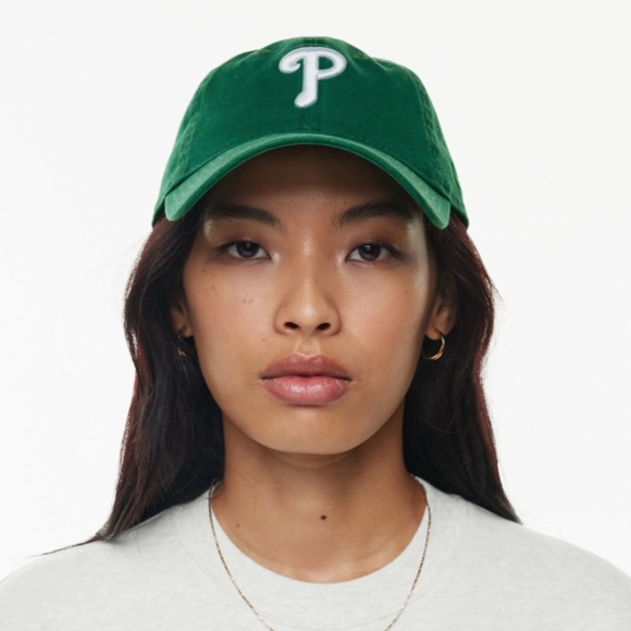 Philadelphia Phillies 9TWENTY Hat | Aritzia - Picture 1 of 7